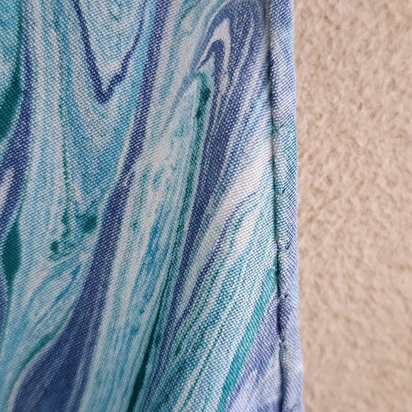 Marbled Dye Patterned Scarf - Picture 8 of 8